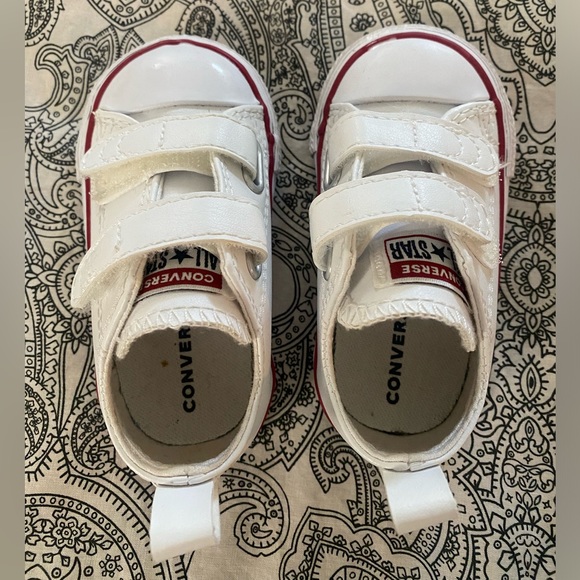 Converse Chuck Taylor Infant size 4 - Picture 1 of 3